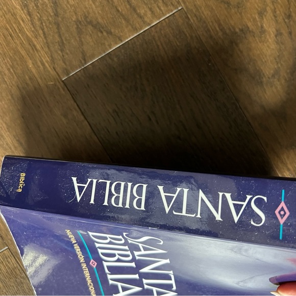 Santa Biblia Bible NVI / NIV - Picture 7 of 7